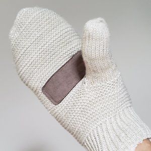 Two pairs metallic knit mittens